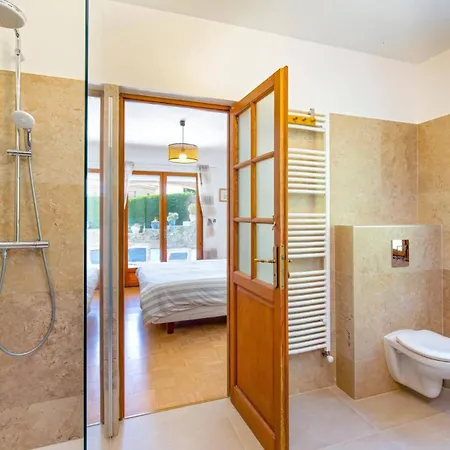 Villa Belle Vue By *